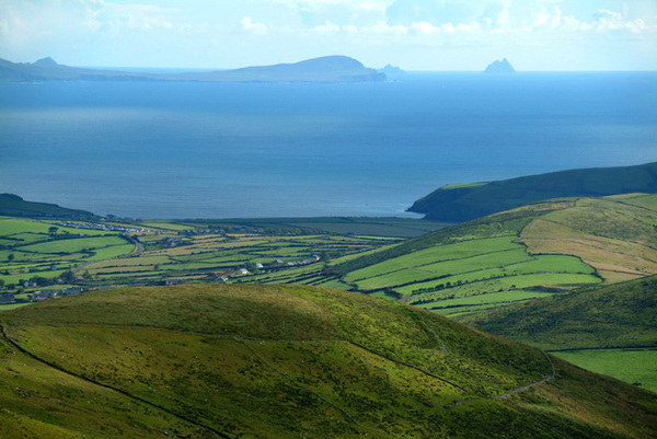 View of Iveragh from Conor Pass Photo