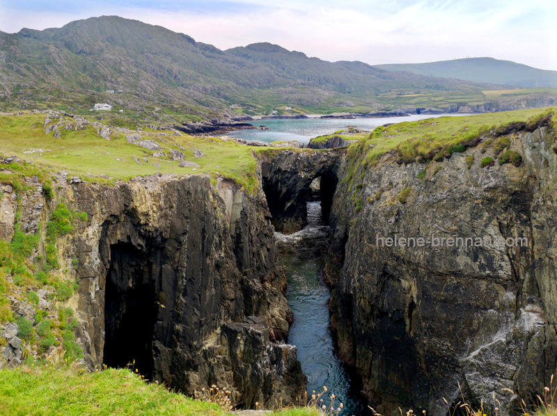 Rock Bridges and Caves, Beara 065 Photo