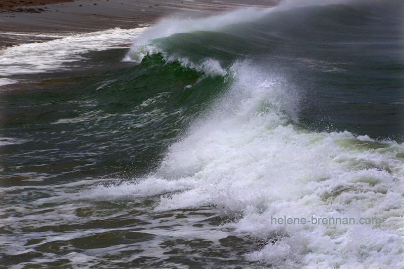 Breaking Wave 4500 Photo